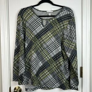 Jules & Leopoldo green, black, grey pullover top size LP. Long sleeves, crew nek
